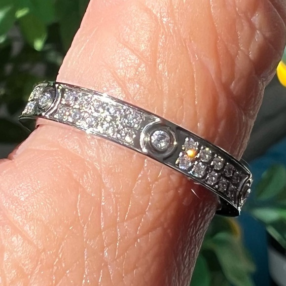 NEW LUV RING💗💗💗💗 - Picture 4 of 4